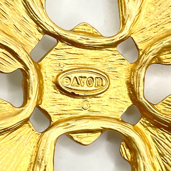 Vintage Avon Bracelet 8" Gold Tone Faux Pearl Statement 70`s - Picture 11 of 16